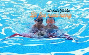 Bể bơi nước nóng ở Hà Nội