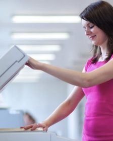 Phụ nữ mang thai sử dụng máy photocopy có an toàn không?
