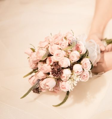 Ý nghĩa bó hoa cưới theo từng loài hoa và màu sắc