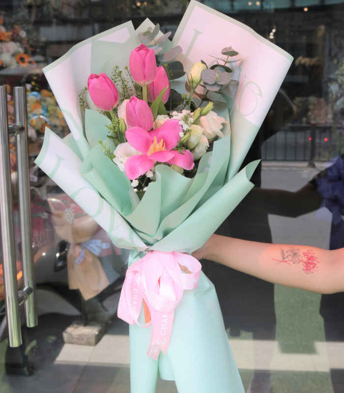 Bó hoa Tulip nhập khẩu