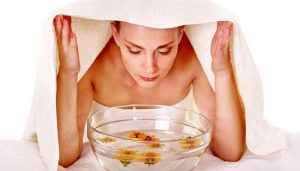 Hạn chế xông mặt sau khi nặn mụn