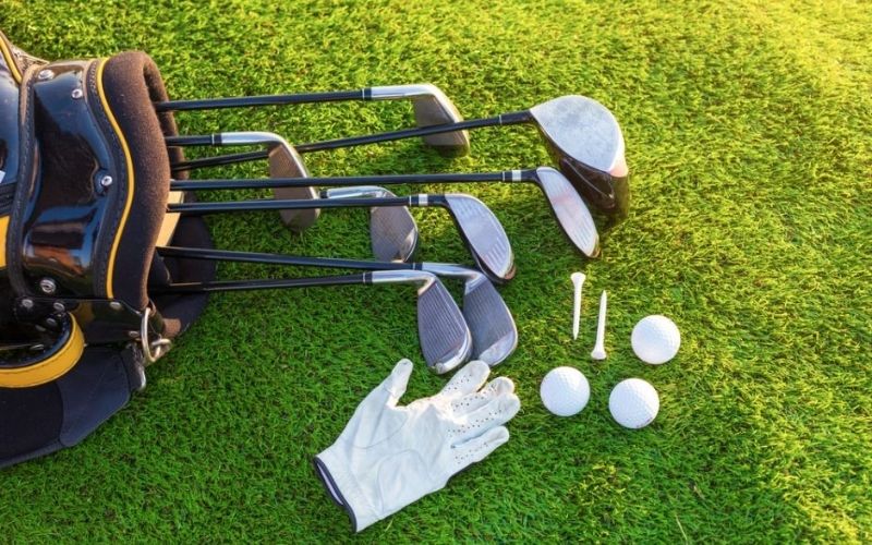 Các phụ kiện khác dành cho trang phục golf nữ