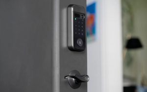 Lợi ích khi lắp đặt khóa cửa điện tử thông minh