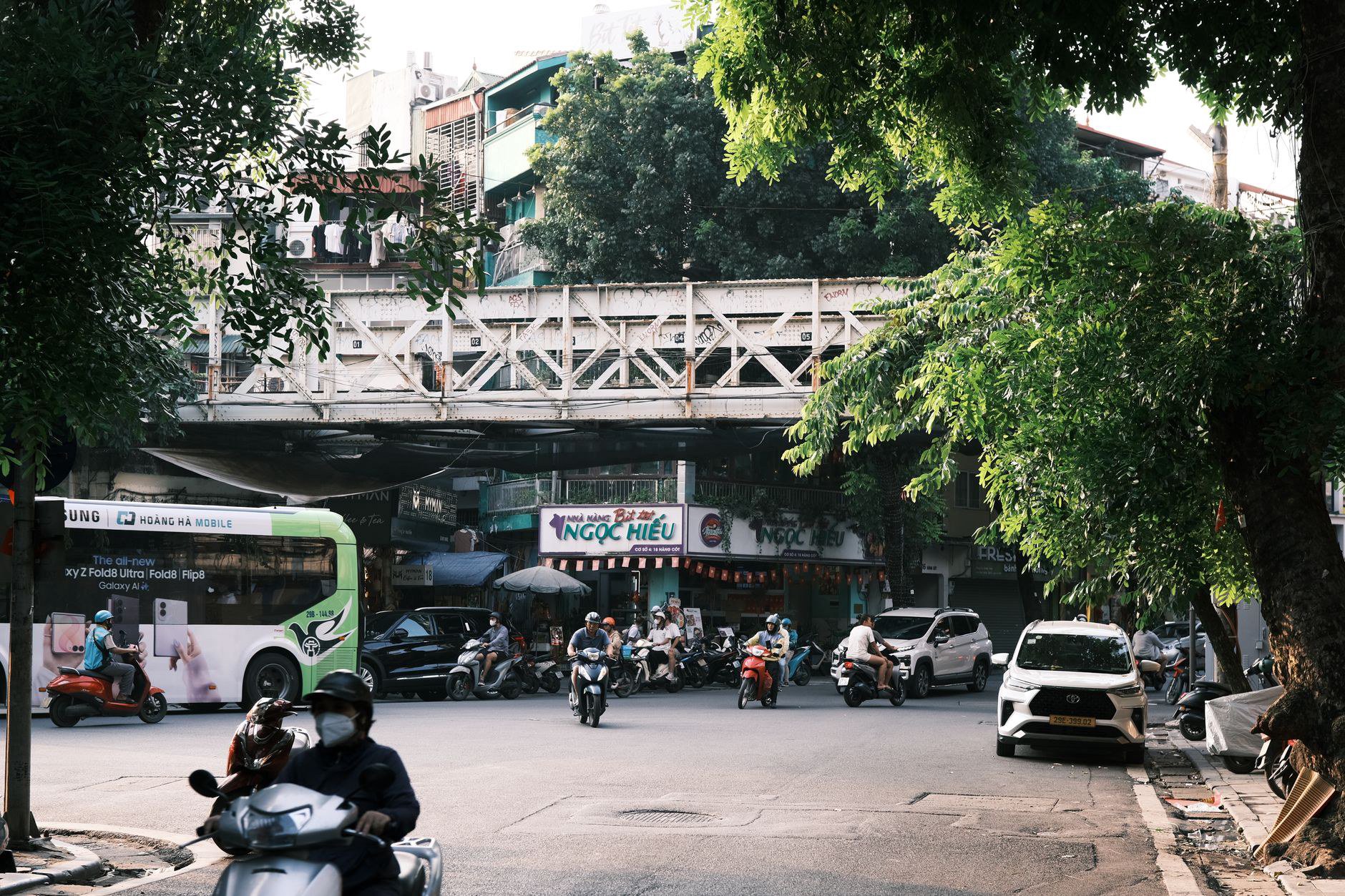 Nhóm 1: Trung tâm ngoại ngữ đa cơ sở Nhóm 1: Trung tâm ngoại ngữ đa cơ sở